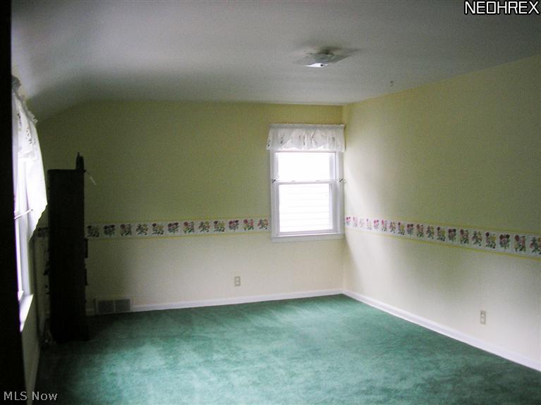 1124 Croyden Road Lyndhurst, OH 44124 - Photo 21 of 24