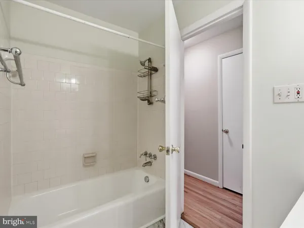 $3,500 | 1426 Yellowwood Court, Reston, VA 20190