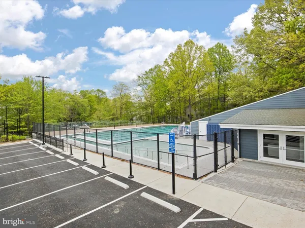 $3,500 | 1426 Yellowwood Court, Reston, VA 20190