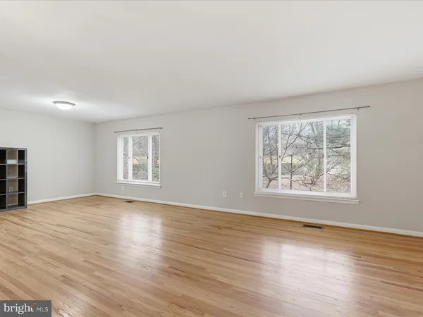 $3,500 | 1426 Yellowwood Court, Reston, VA 20190