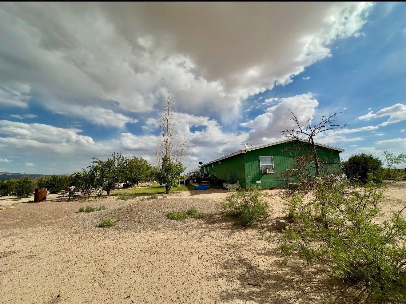 176 Roberts Road Alamogordo, NM 88310 - Photo 11 of 30 Gallery Image 11