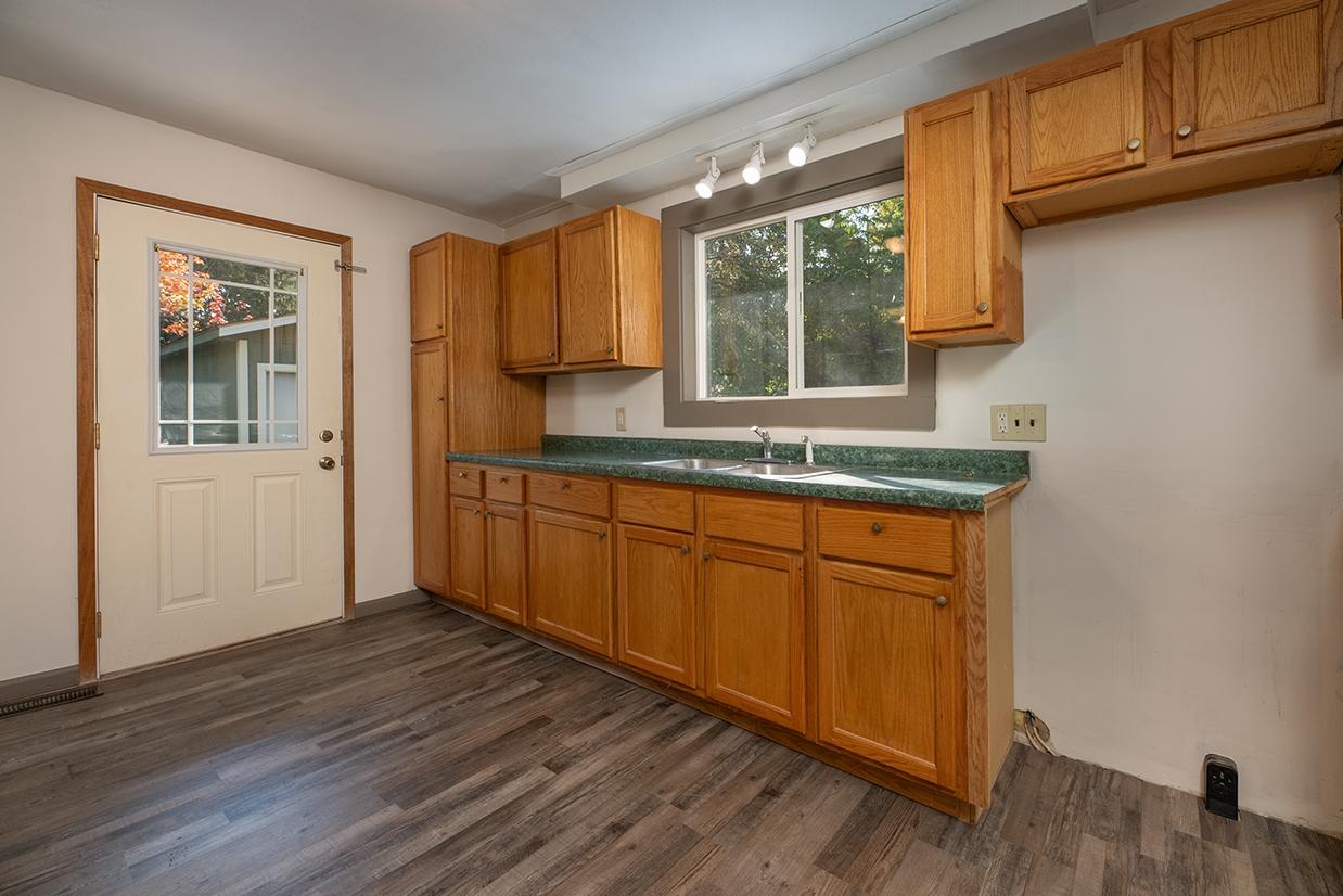 408 Lennox Street Rhinelander, WI 54501 - Photo 17 of 20 Gallery Image 17