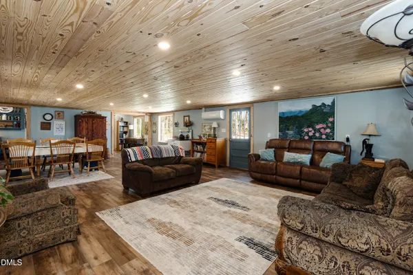 $649,000 | 562 Peach Orchard Road, Franklinton, NC 27525