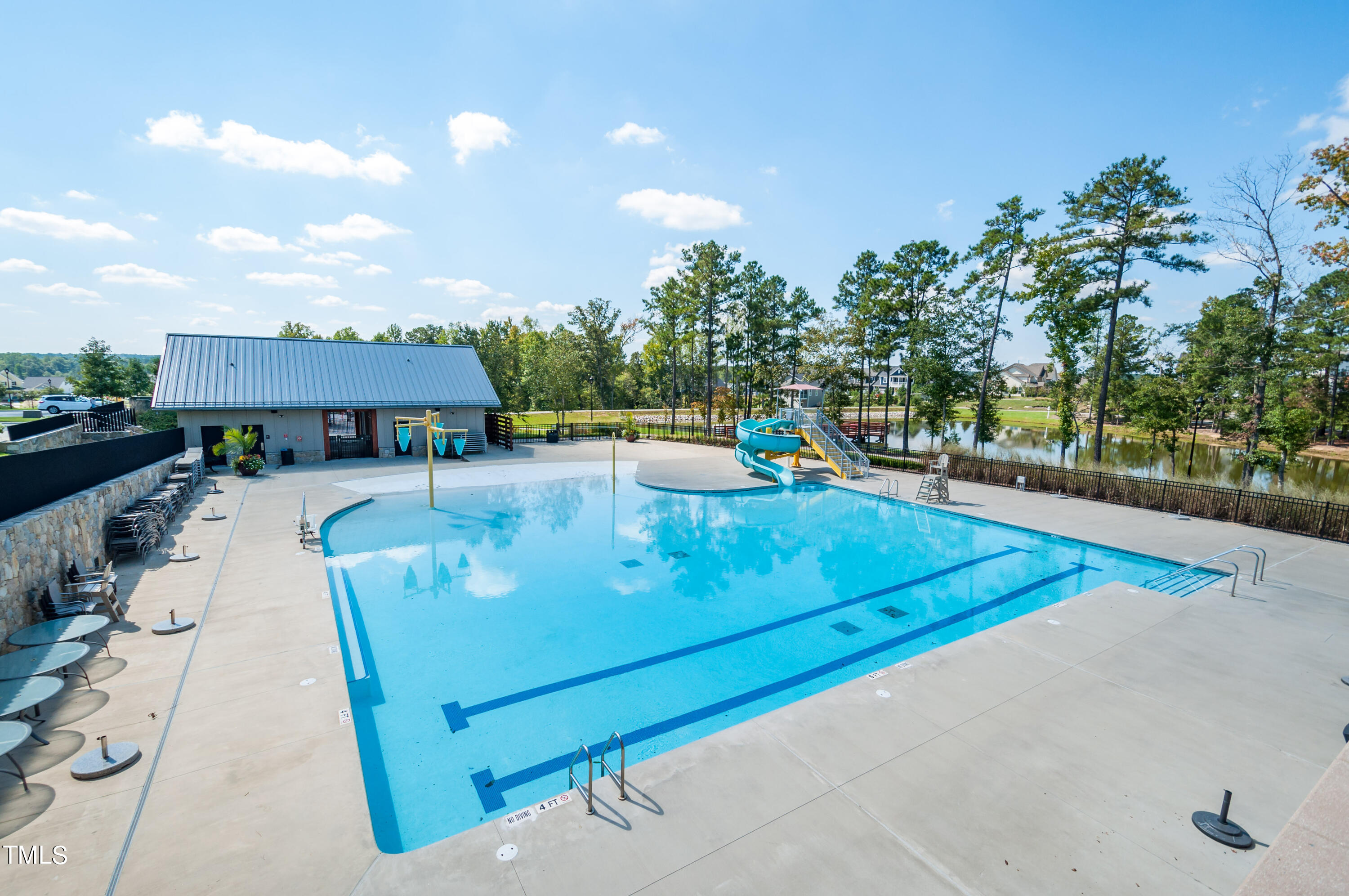 Salt water zero entry pool