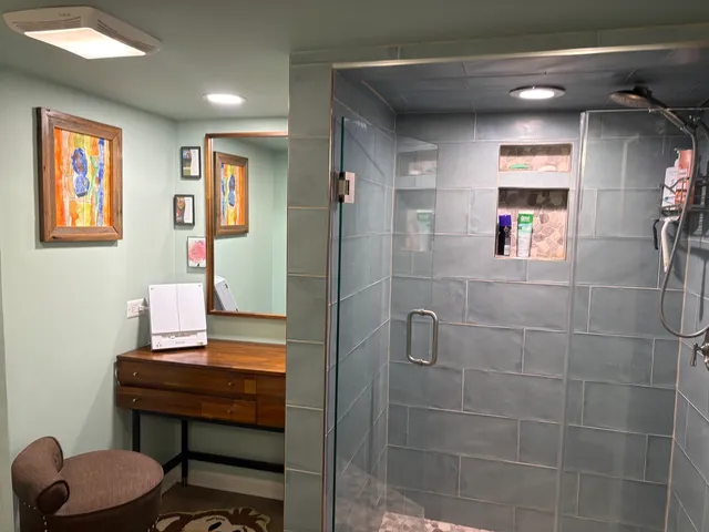 a view of a hallway with workspace