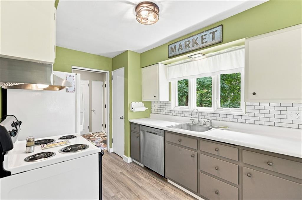 65 Dietrich Road Pittsburgh, PA 15238 - Photo 7 of 44 Gallery Image 7
