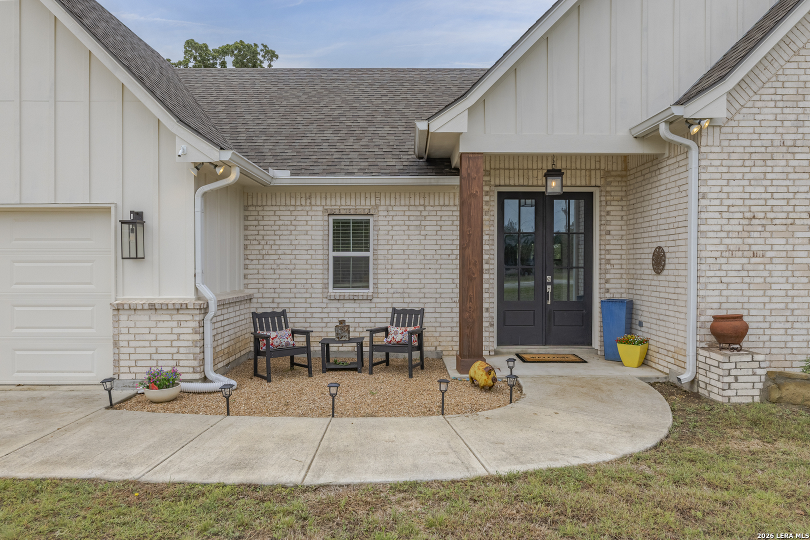 1516 Kings Ranch Road Bandera, TX 78003 - Photo 4 of 45