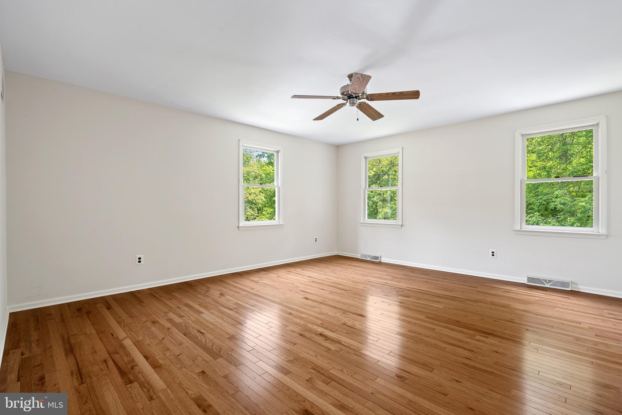 1067 Beaumont Road Berwyn, PA 19312 - Photo 19 of 36 Main Bedroom