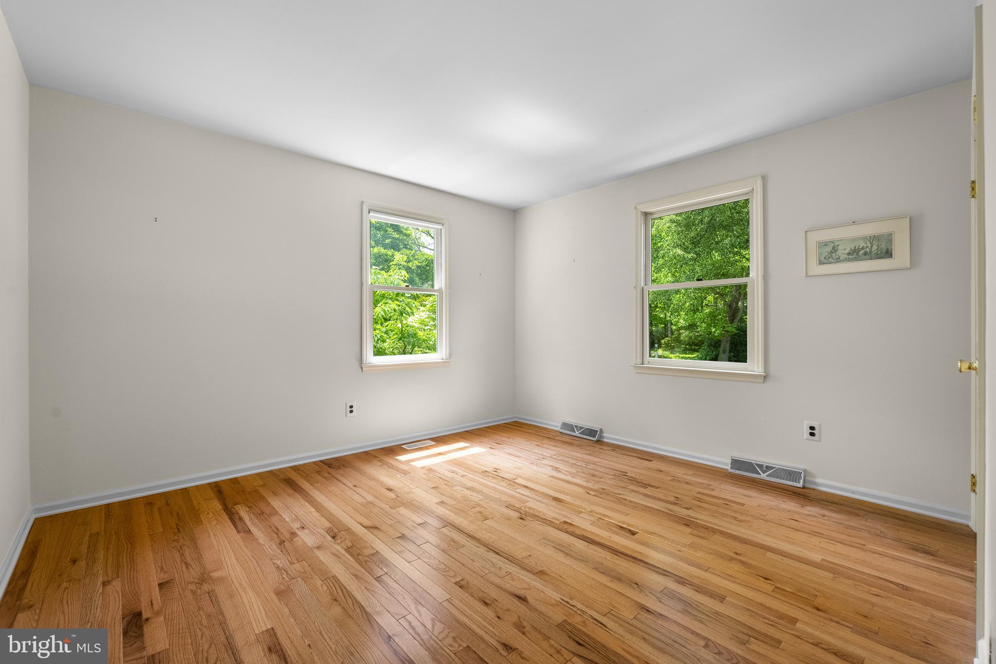 1067 Beaumont Road Berwyn, PA 19312 - Photo 24 of 36 Bedroom #3