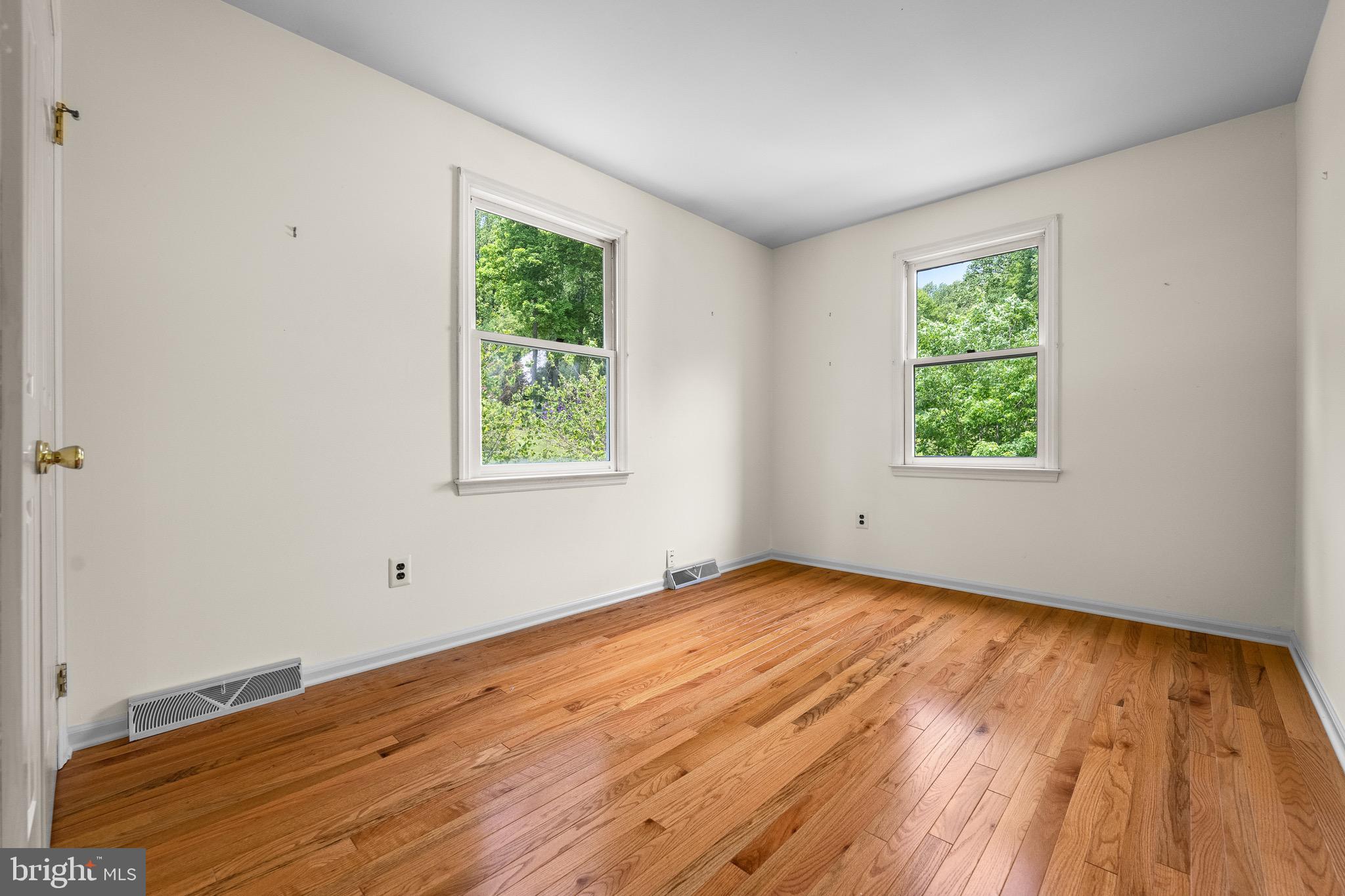 1067 Beaumont Road Berwyn, PA 19312 - Photo 25 of 36 Bedroom #4