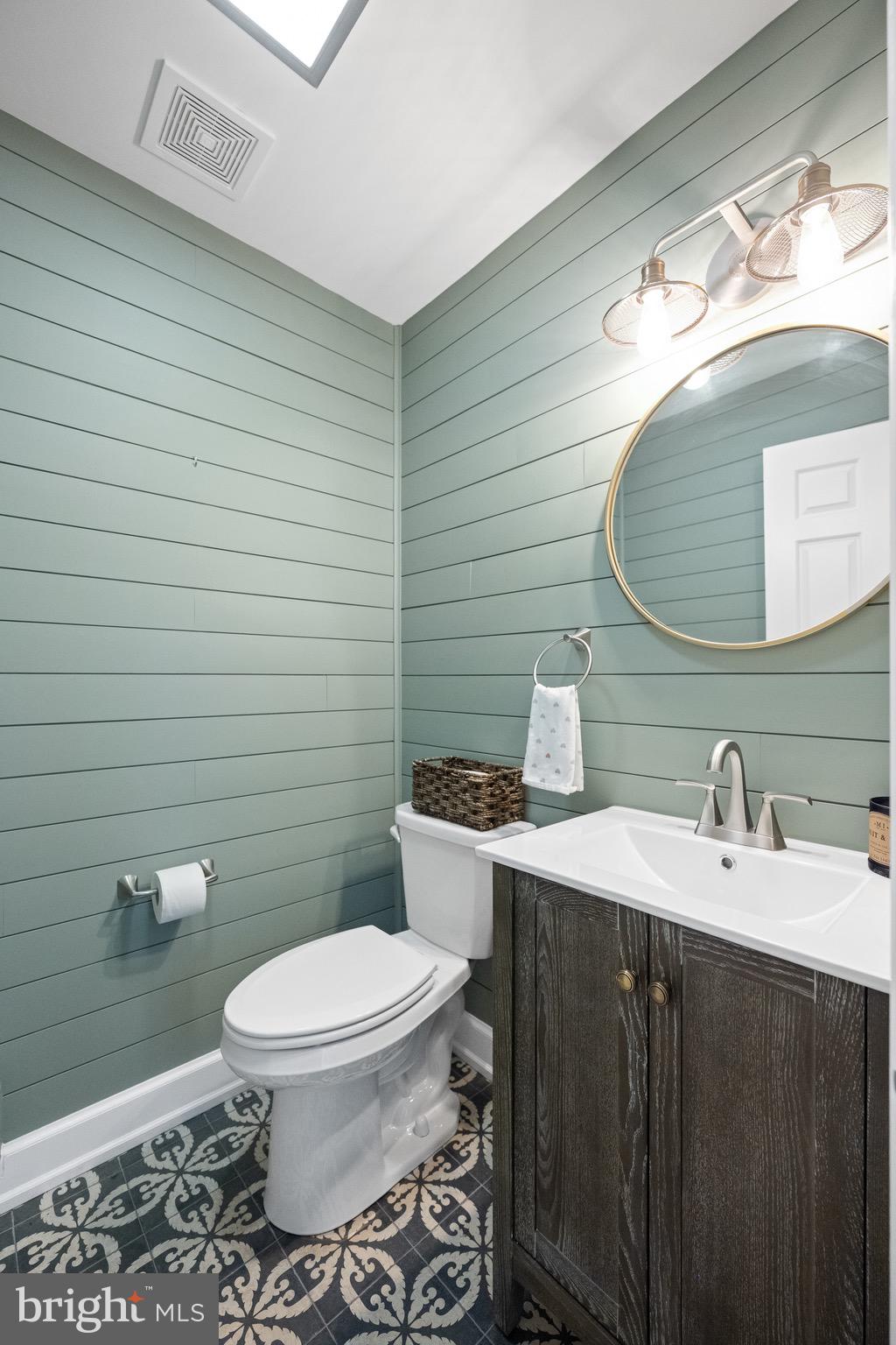 1067 Beaumont Road Berwyn, PA 19312 - Photo 10 of 36 New Powder Room