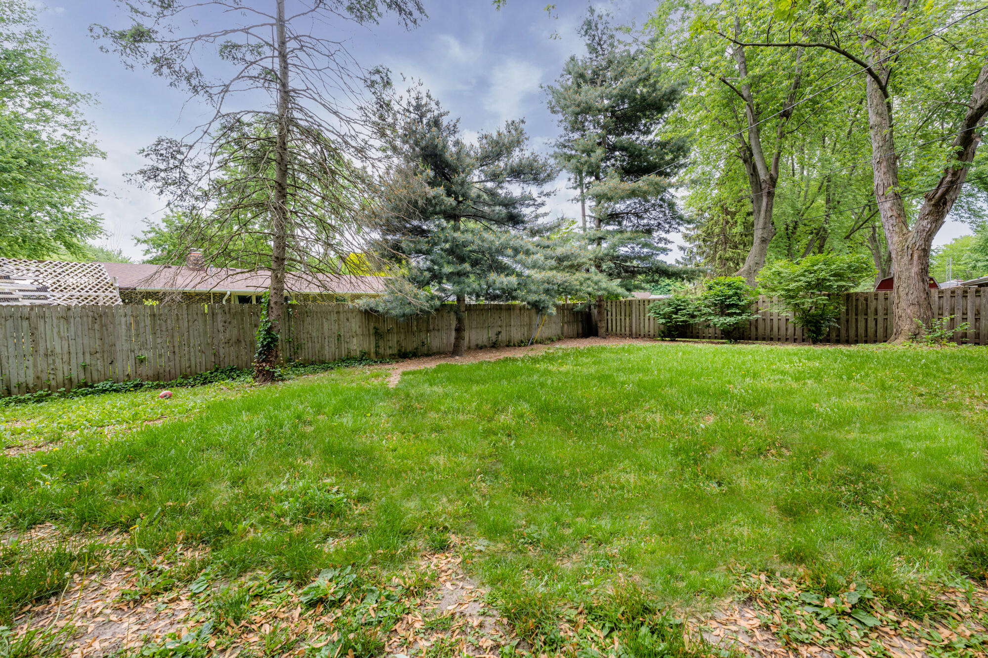 5739 Demorrow Road Stevensville, MI 49127 - Photo 24 of 24 Cliff-124