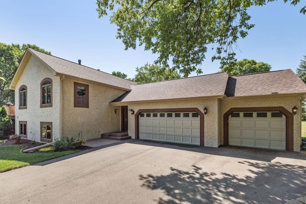 4605 Bower Path Inver Grove Heights, MN 55076 - Photo 2 of 36 Gallery Image 2