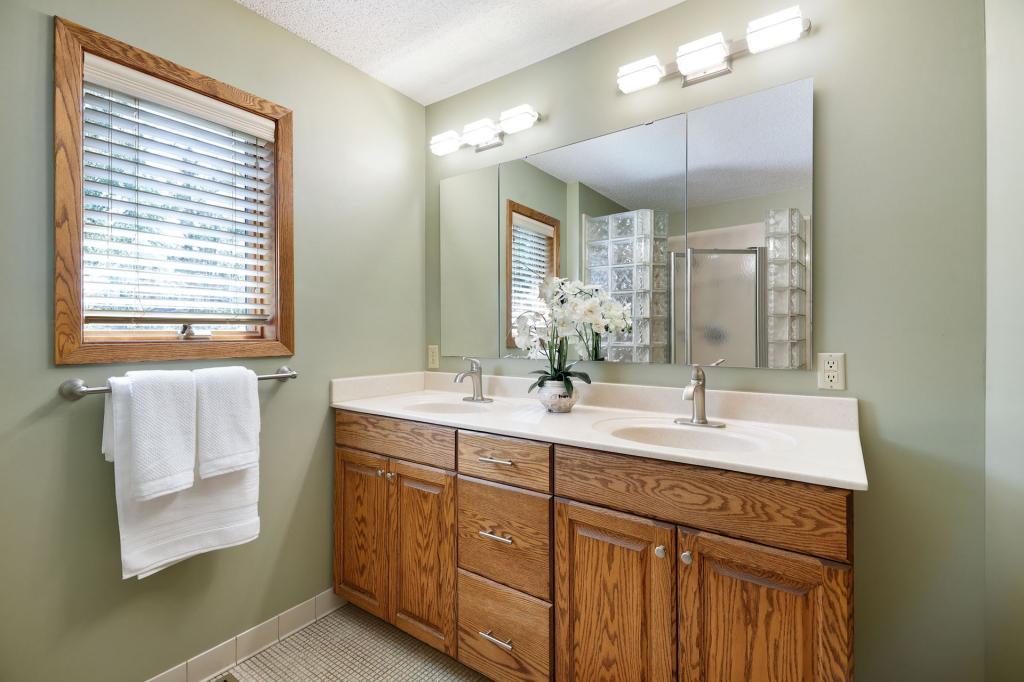 4605 Bower Path Inver Grove Heights, MN 55076 - Photo 23 of 36 Gallery Image 23