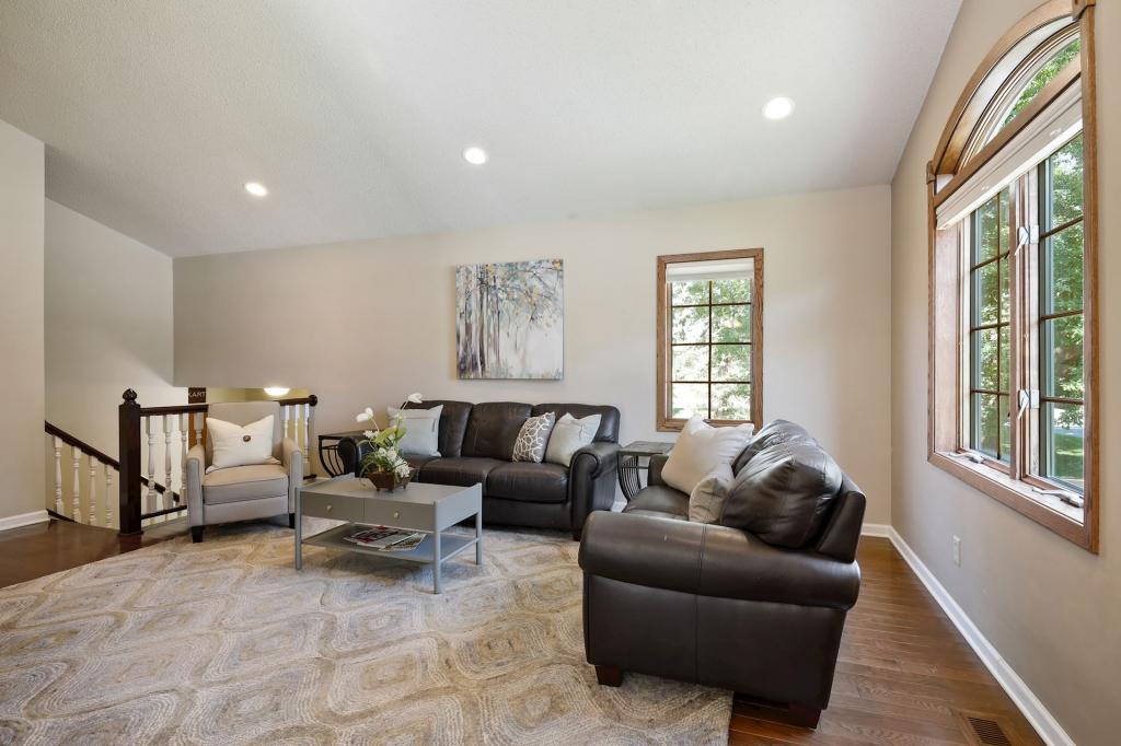 4605 Bower Path Inver Grove Heights, MN 55076 - Photo 6 of 36 Gallery Image 6