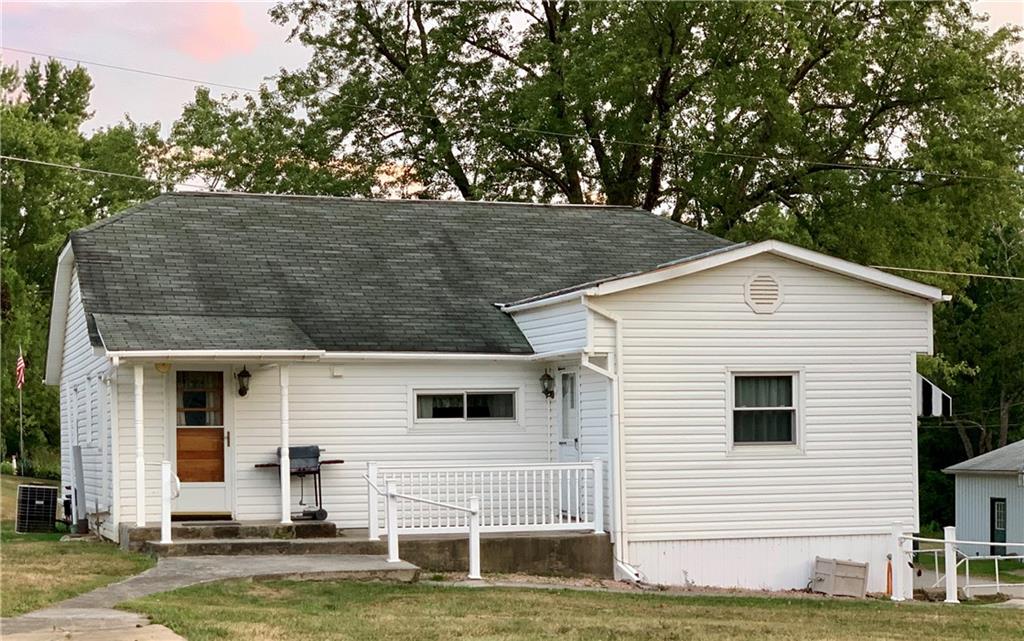 220 Kaylor Frogtown Road East Brady, PA 16028 - Photo 13 of 19 Gallery Image 13