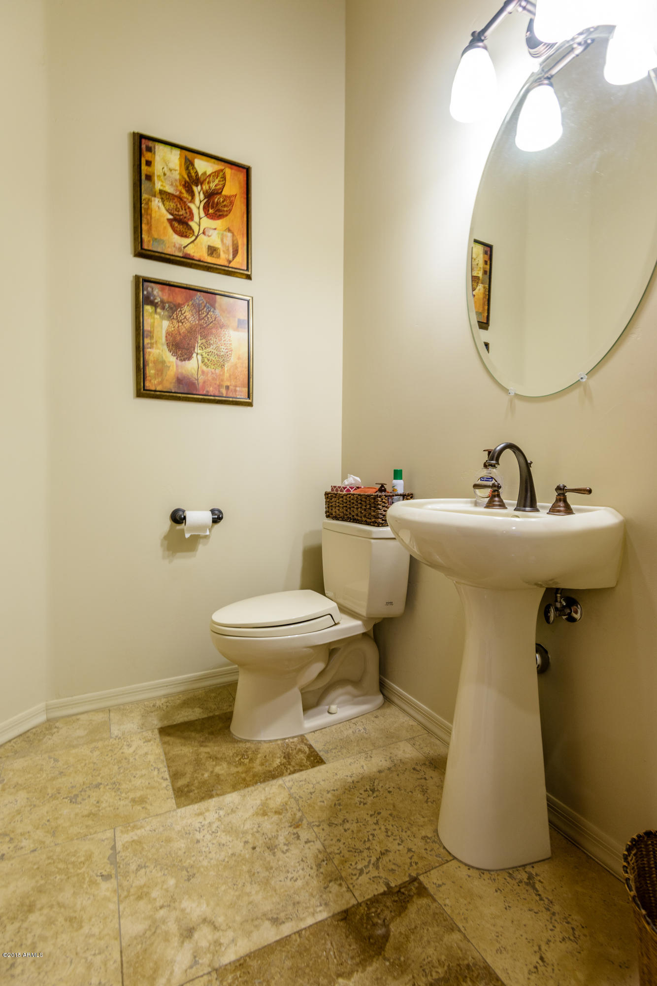 2405 West Irvine Road Phoenix, AZ 85086 - Photo 19 of 32 Hall Bath