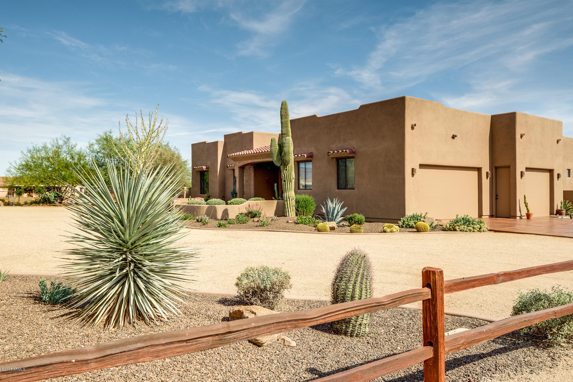 2405 West Irvine Road Phoenix, AZ 85086 - Photo 7 of 32 Front
