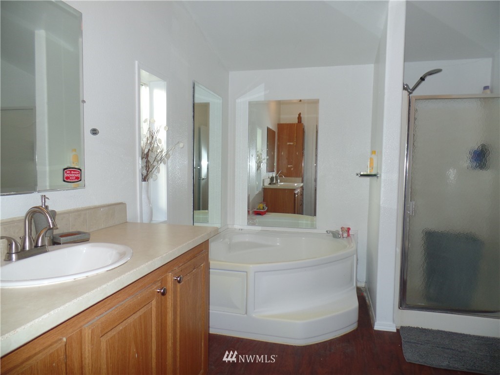 7051 Hatchery Road Deming, WA 98244 - Photo 13 of 25 Gallery Image 13