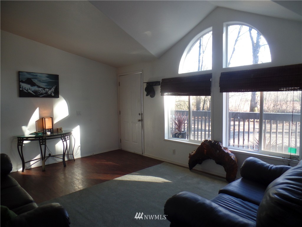 7051 Hatchery Road Deming, WA 98244 - Photo 10 of 25 Gallery Image 10