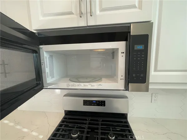 $3,490 | 3921 South Jolly Paseo, Ontario, CA 91761
