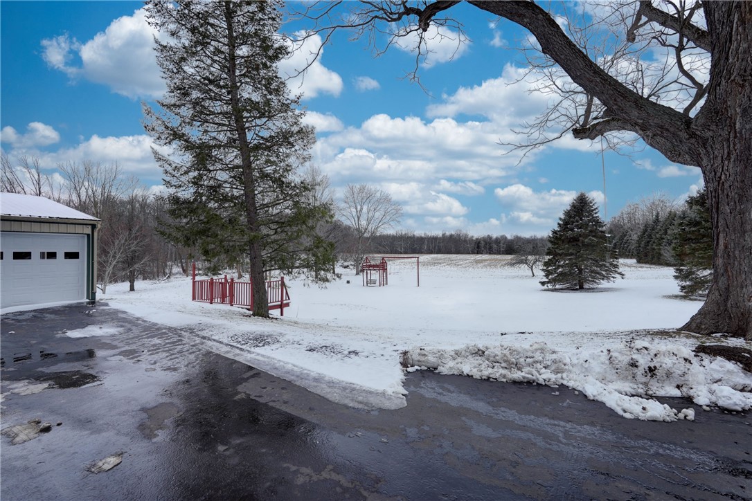 5888 Bird Road Byron, NY 14422 - Photo 4 of 50 Gallery Image 4
