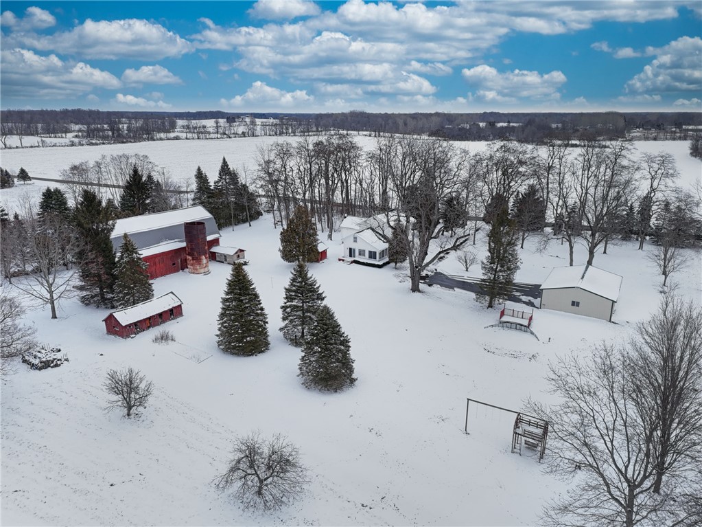 5888 Bird Road Byron, NY 14422 - Photo 5 of 50 Gallery Image 5
