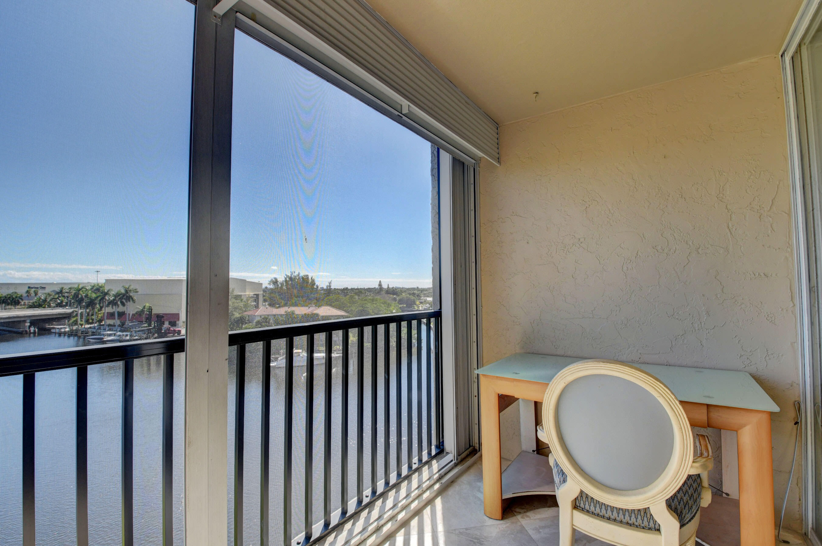 7 Royal Palm Way, Unit 6080 Boca Raton, FL 33432 - Photo 33 of 55 SCREENED BALCONY
