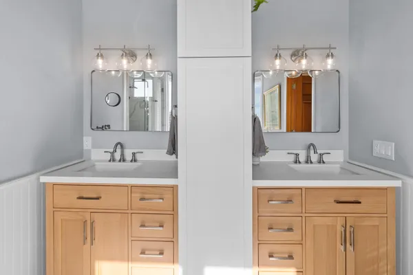 $1,949,700 | W5244 County Rd ES, Sugar Creek, WI 53121