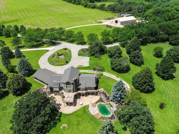 $1,949,700 | W5244 County Rd ES, Sugar Creek, WI 53121