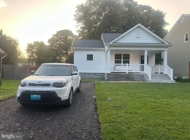 $2,100 | 8312 Sunnyview Drive, Unit A, Millersville, MD 21108