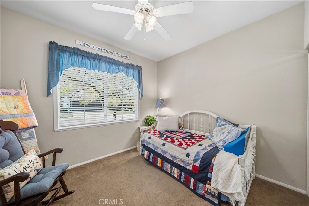 22262 Trinity Place Saugus, CA 91390 - Photo 29 of 68