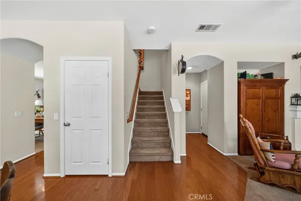 $1,150,000 | 22262 Trinity Place, Saugus, CA 91390