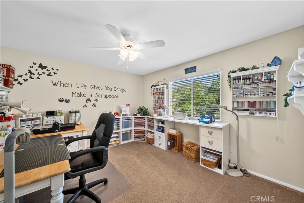 22262 Trinity Place Saugus, CA 91390 - Photo 41 of 68