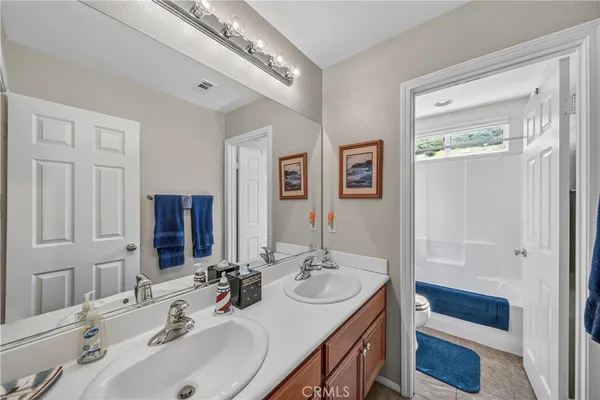 $1,150,000 | 22262 Trinity Place, Saugus, CA 91390