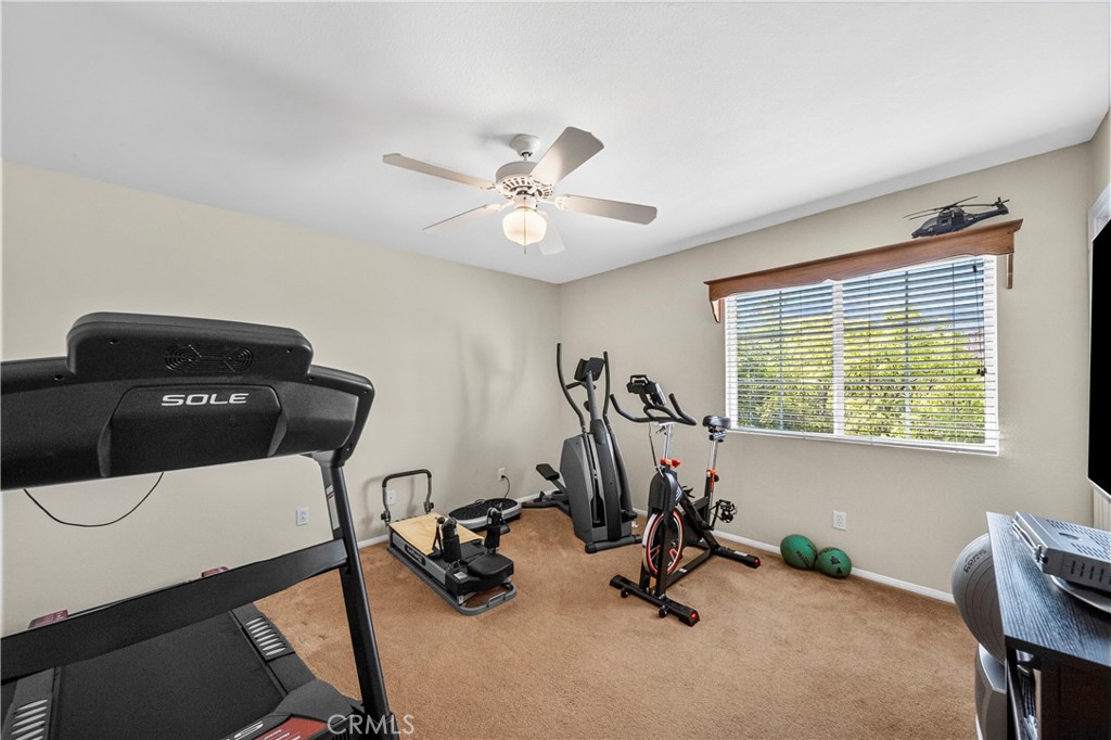 22262 Trinity Place Saugus, CA 91390 - Photo 46 of 68