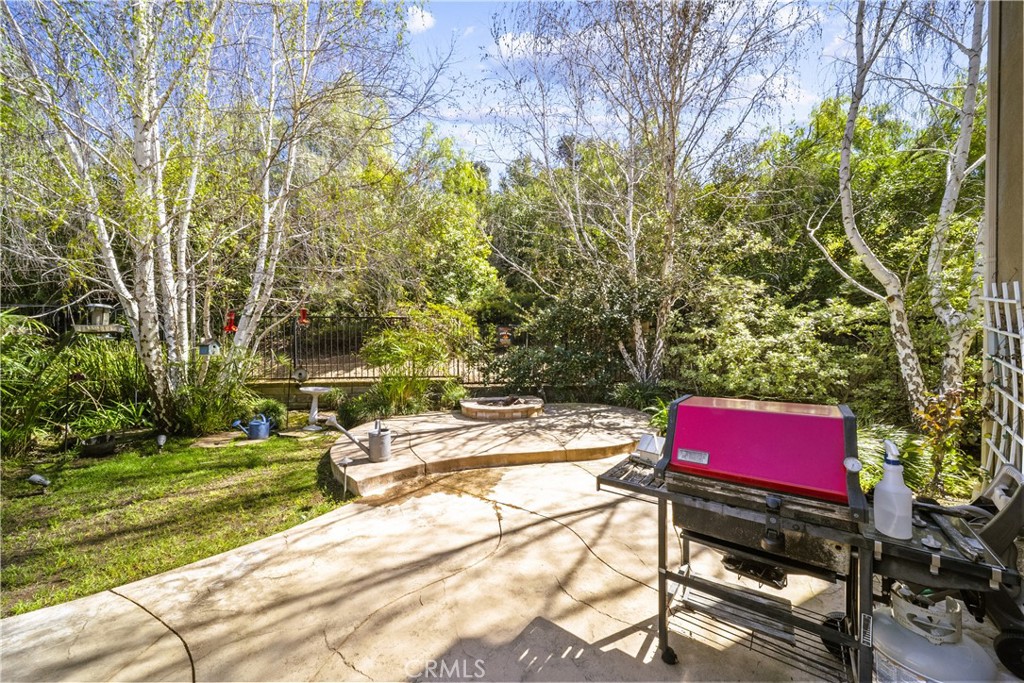 22262 Trinity Place Saugus, CA 91390 - Photo 56 of 68