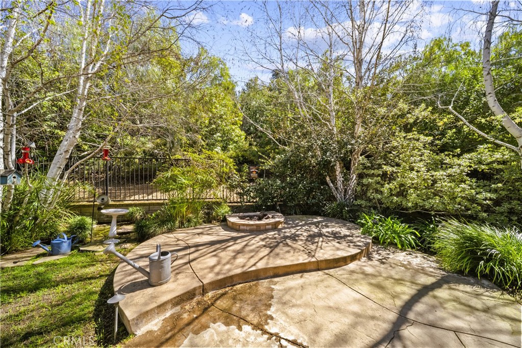 22262 Trinity Place Saugus, CA 91390 - Photo 57 of 68