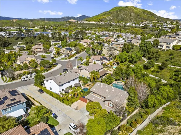 $1,150,000 | 22262 Trinity Place, Saugus, CA 91390
