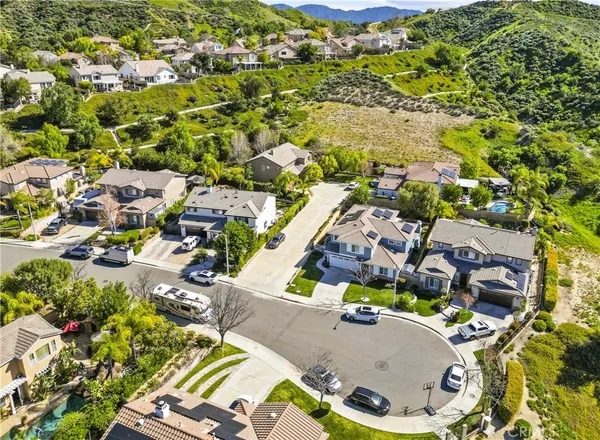 $1,150,000 | 22262 Trinity Place, Saugus, CA 91390
