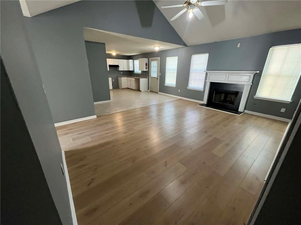 2713 Rambling Way Lithonia, GA 30058 - Photo 2 of 19