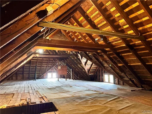 $259,900 | 25 Logan Street, Auburn, NY 13021