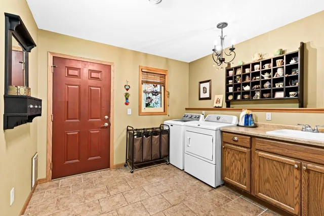 $635,000 | 5368 Mckinley Drive, Hermantown, MN 55811