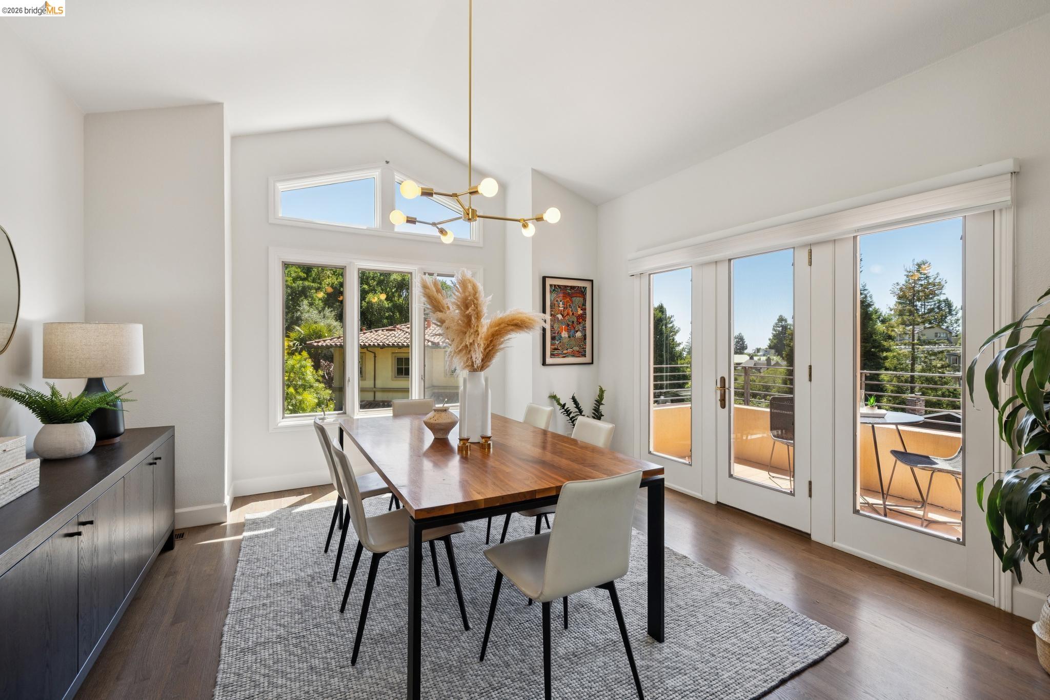 122 Vicente Road Berkeley, CA 94705 - Photo 15 of 51