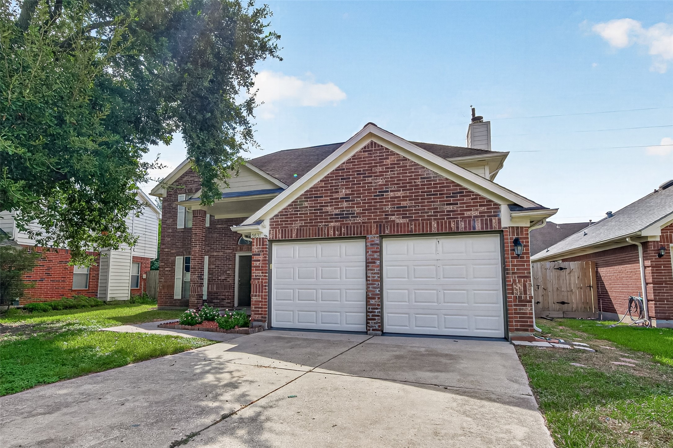 5631 Roserock Lane Spring, TX 77379 - Photo 5 of 50 Gallery Image 5