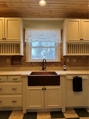 $240,000 | 510 Greeves Street, Kane, PA 16735