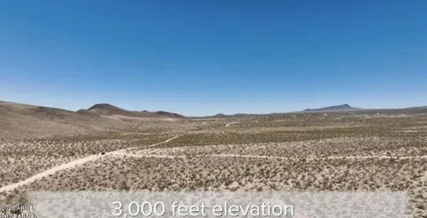 $2,400,000 | 20455 North Skipper Boulevard, Unit 282, Willow Beach, AZ 86445