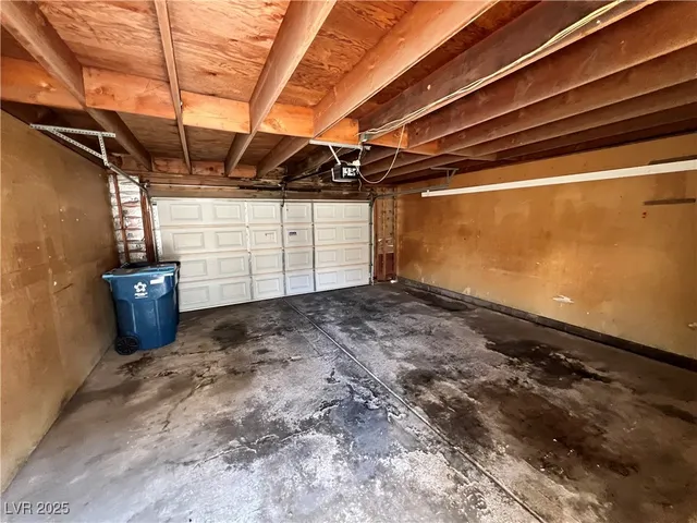 $1,295 | 4940 Larkspur Street, Las Vegas, NV 89120