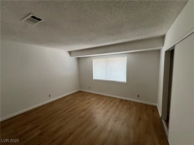 $1,295 | 4940 Larkspur Street, Las Vegas, NV 89120