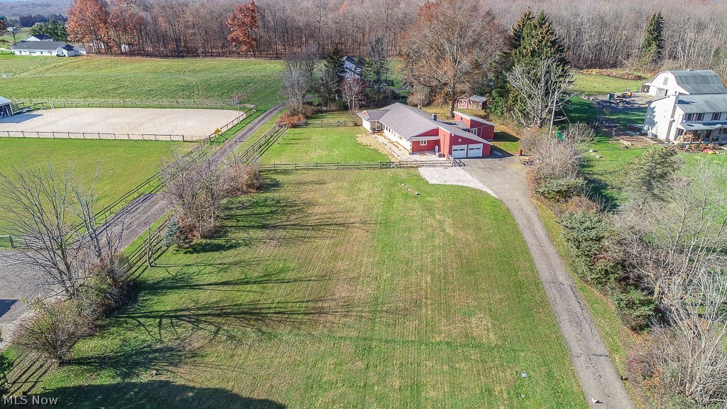 13770 Old State Road Middlefield, OH 44062 - Photo 4 of 35